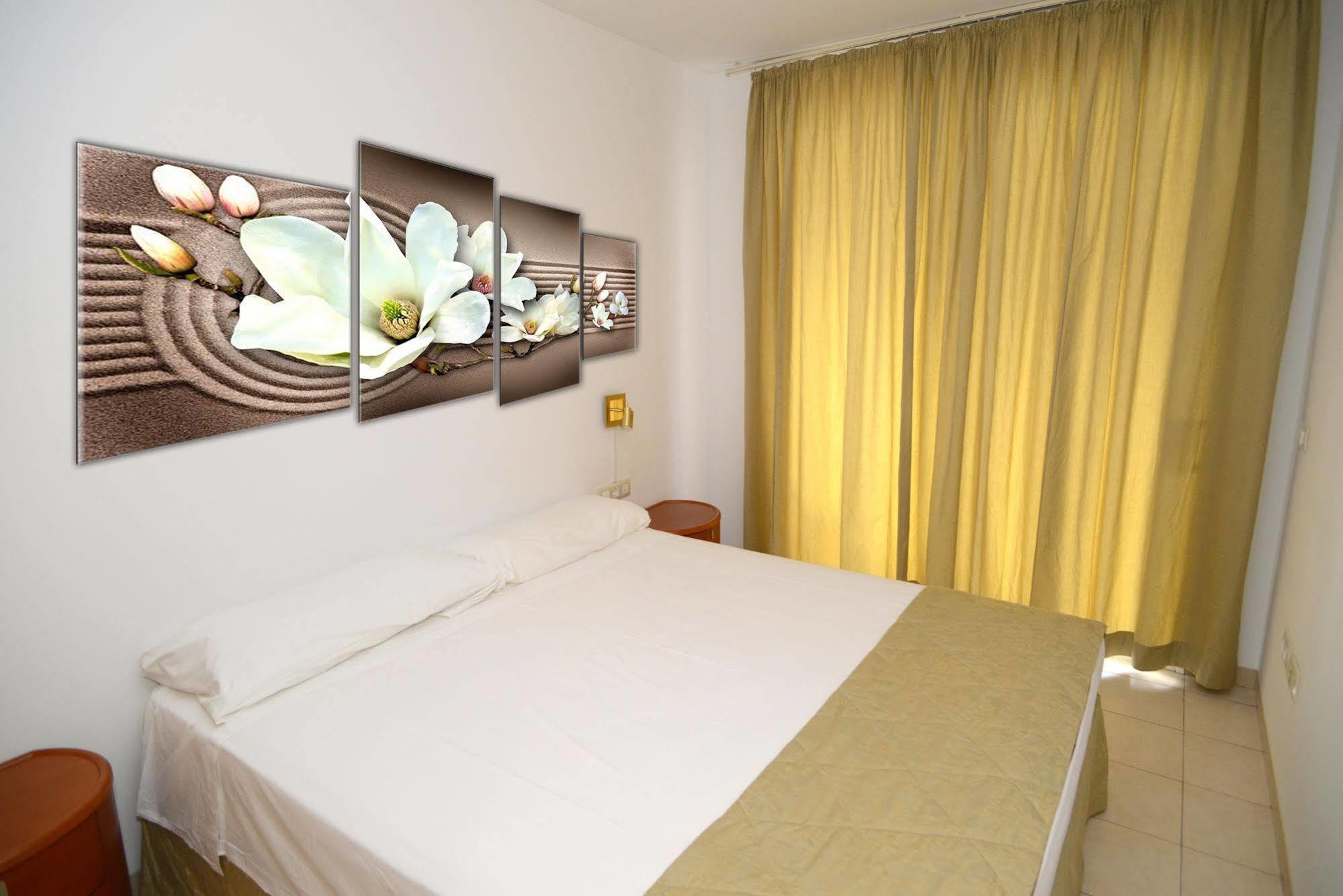 Arena Suites ปัวร์โตเดซานตีอาโก ภายนอก รูปภาพ